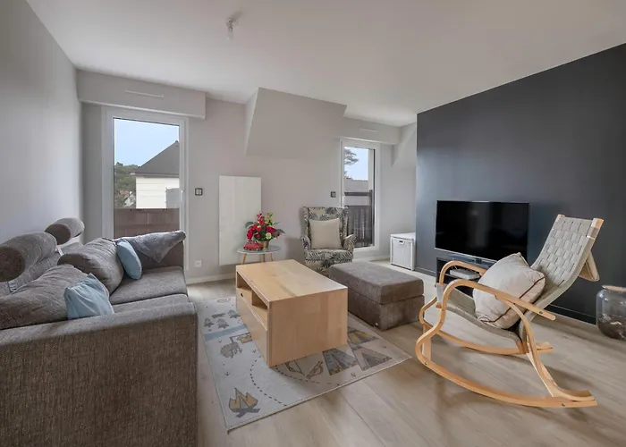 Triplex Pour 12 - 400m De La Des Libraires * Pornichet