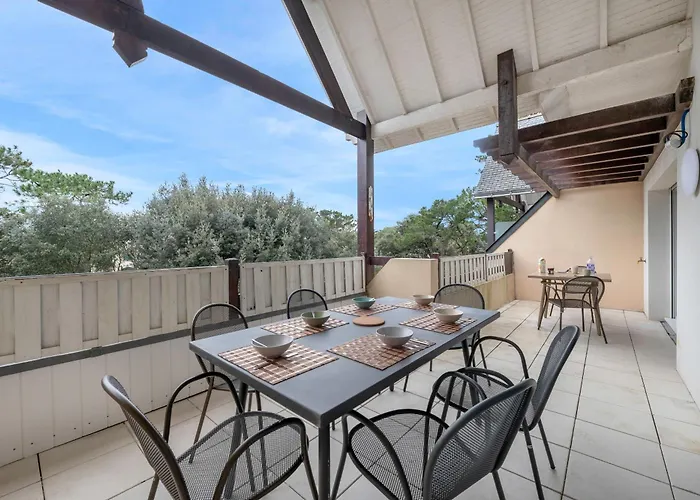 Triplex Pour 12 - 400m De La Des Libraires Apartman *