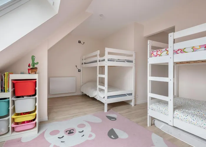 Triplex Pour 12 - 400m De La Des Libraires