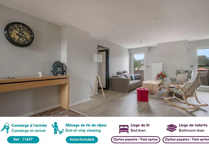 Triplex Pour 12 - 400m De La Des Libraires