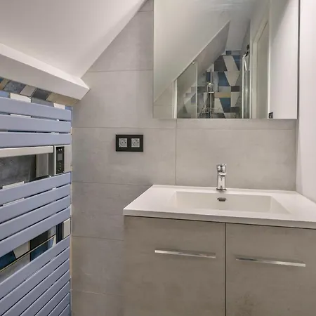 דירה Triplex Pour 12 - 400m De La Des Libraires *