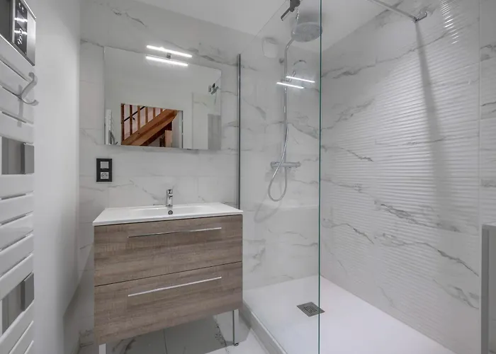 Apartment Triplex Pour 12 - 400m De La Des Libraires Pornichet